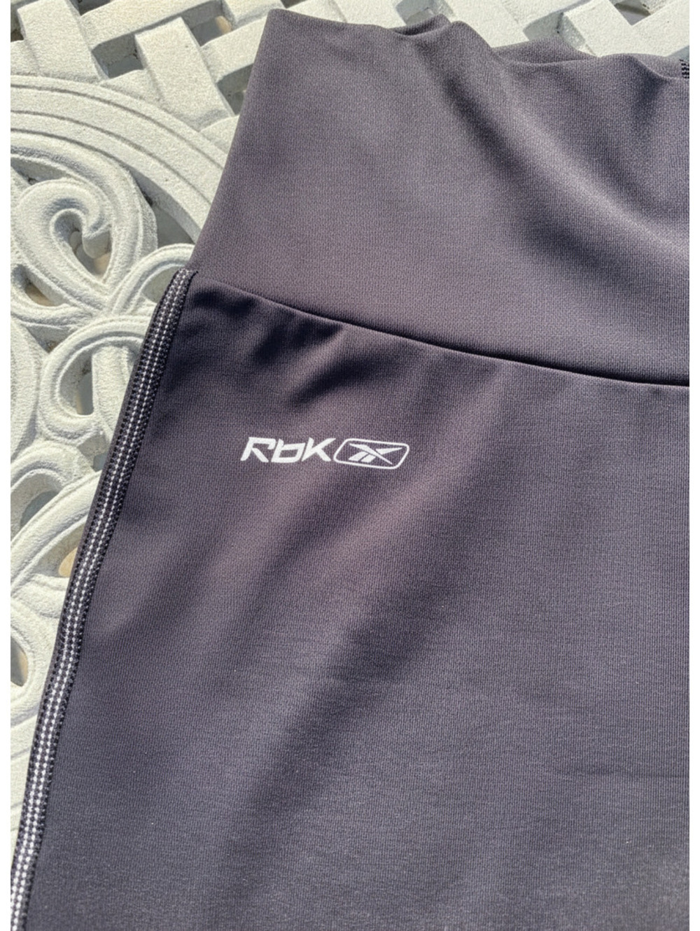 Vintage Reebok Baltimore Ravens Black High-waisted Performance Leggings - Picture 4 of 9